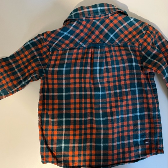 Tea Button Down - Picture 4 of 6